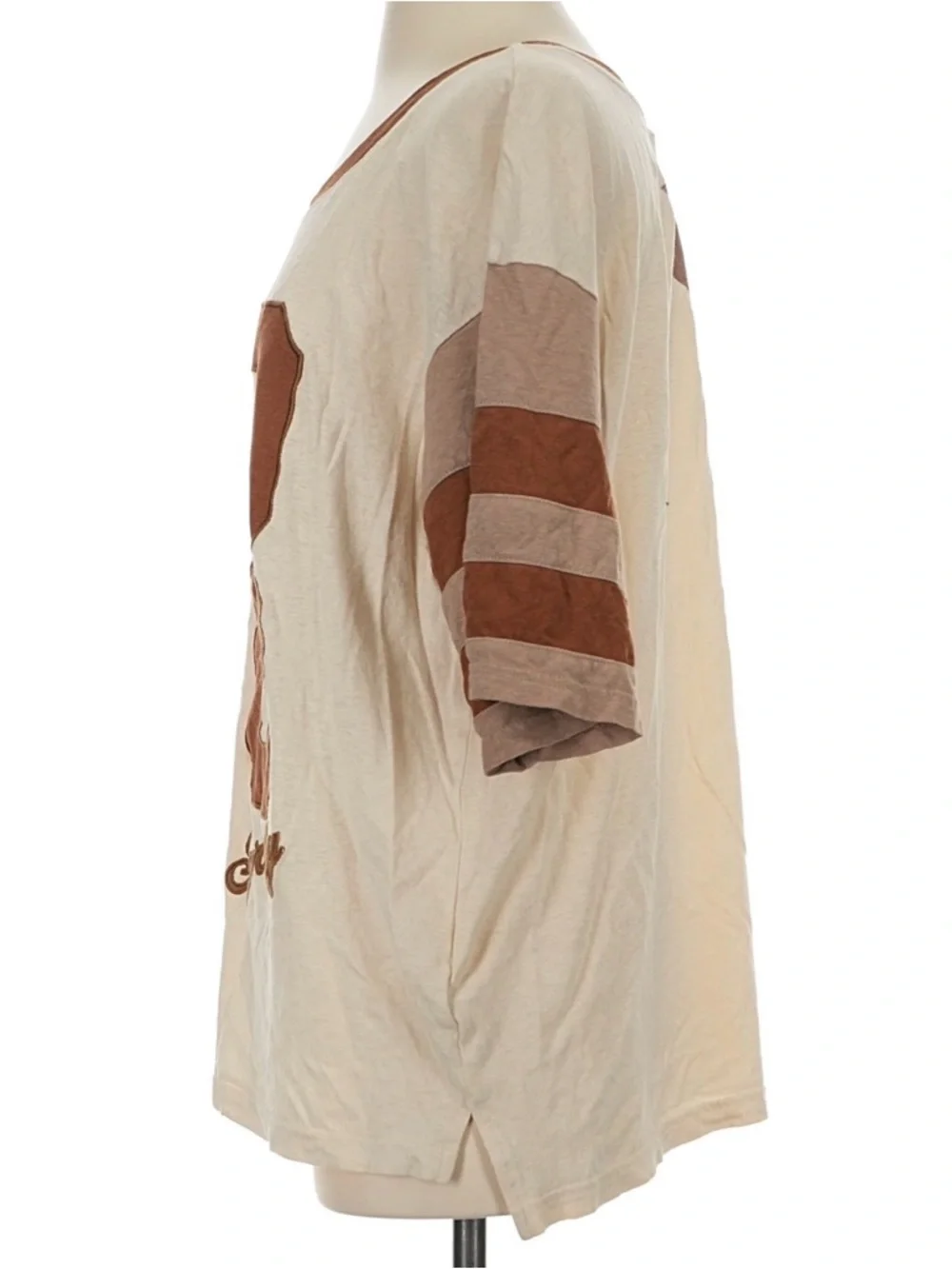 RARE Spell and the Gypsy Collective Homecoming oversized biker tee
Size Small - Picture 9 of 13